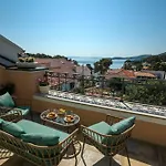 Villa Heritage Rafica 365 Wellness Retreat Božava