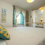 Villa Heritage Rafica 365 Wellness Retreat Božava