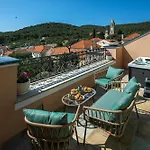 Villa Heritage Rafica 365 Wellness Retreat