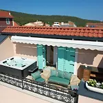 Villa Heritage Rafica 365 Wellness Retreat *